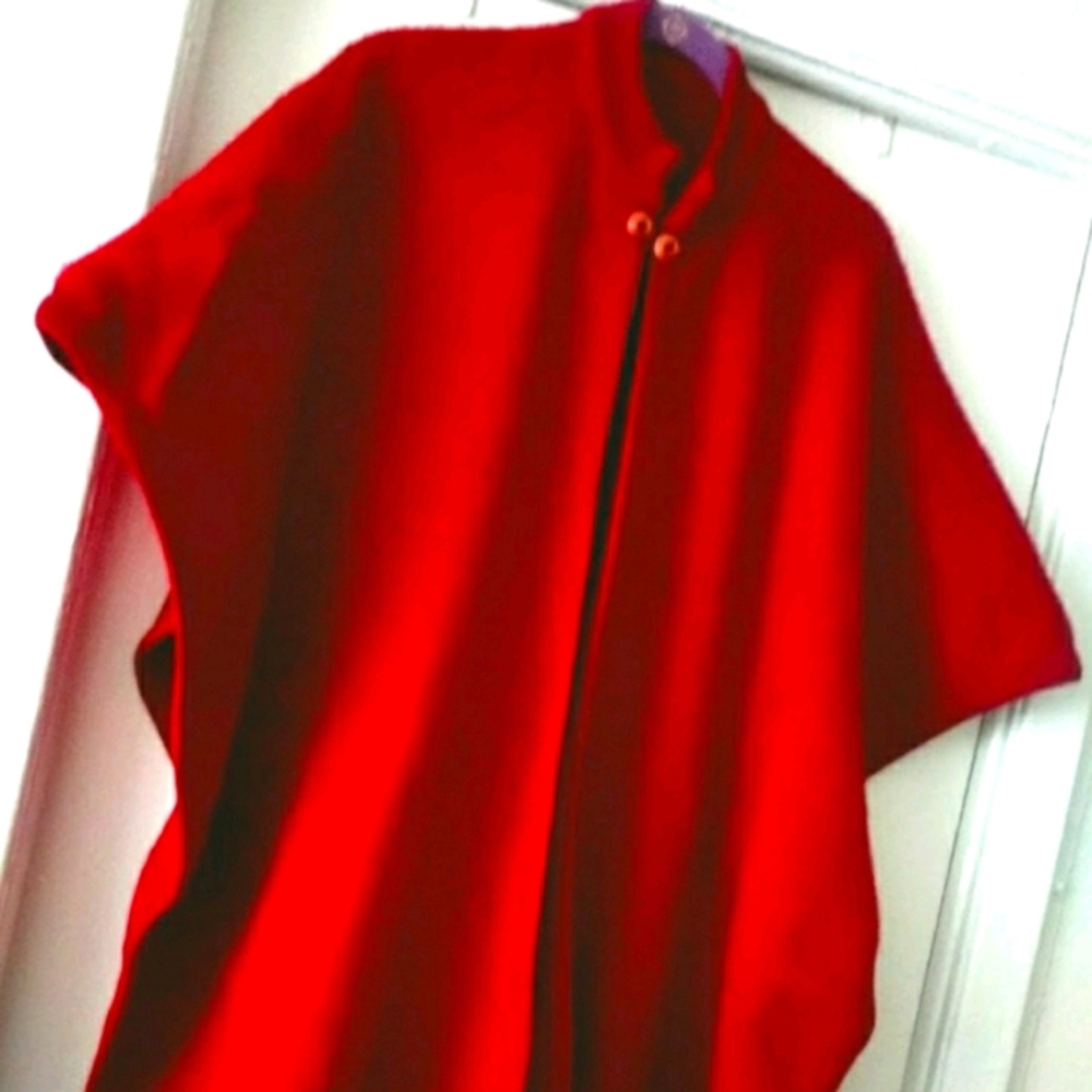 NWOT*Alpaca Cape/open poncho